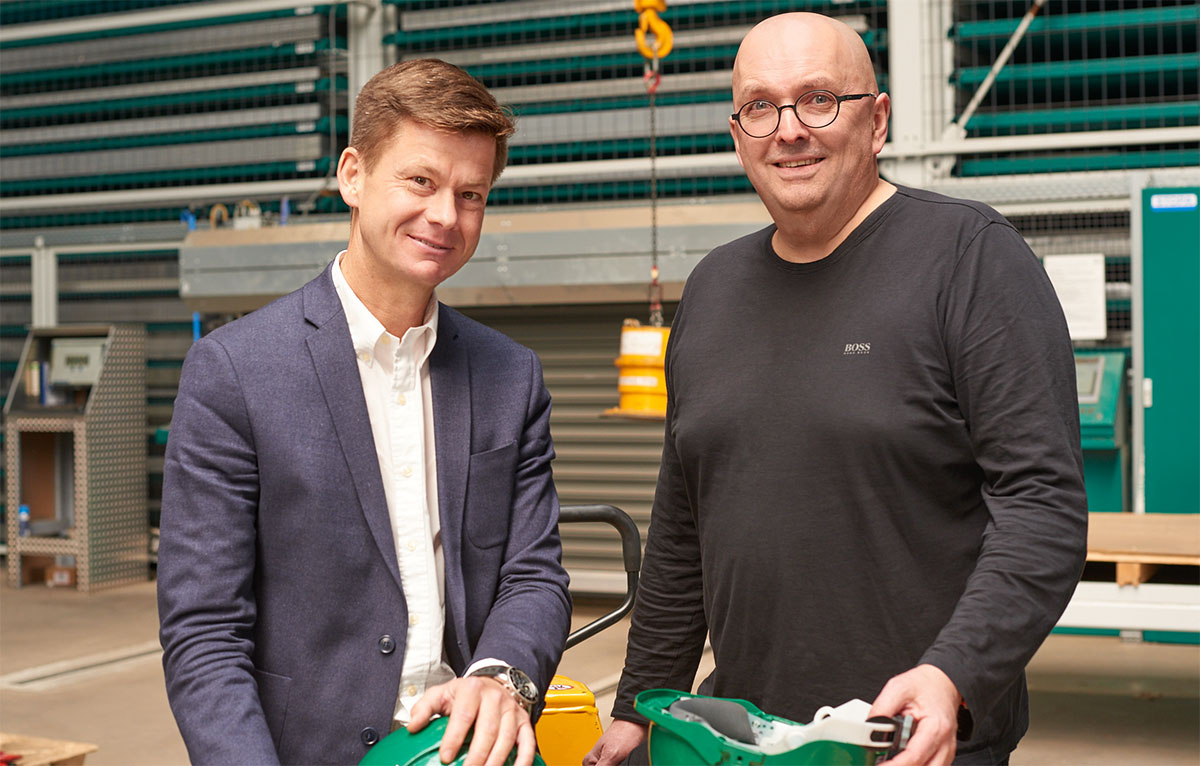 Bild: Dipl.-Betriebswirt Thomas Vilsmeier, Mitglied der Geschäftsführung von Eisen Schmitt (links), und Tapio Sutter, Niederlassungsleiter St. Ingbert bei Eisen Schmitt