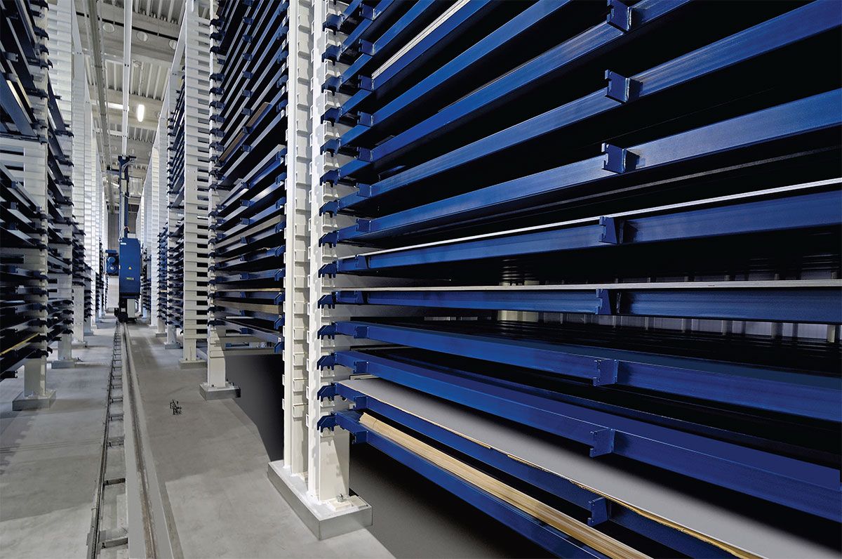 Picture: STOPA COMPACT, The movements of the STOPA COMPACT sheet metal warehouse can be flexibly adapted to the material to be stored and retrieved