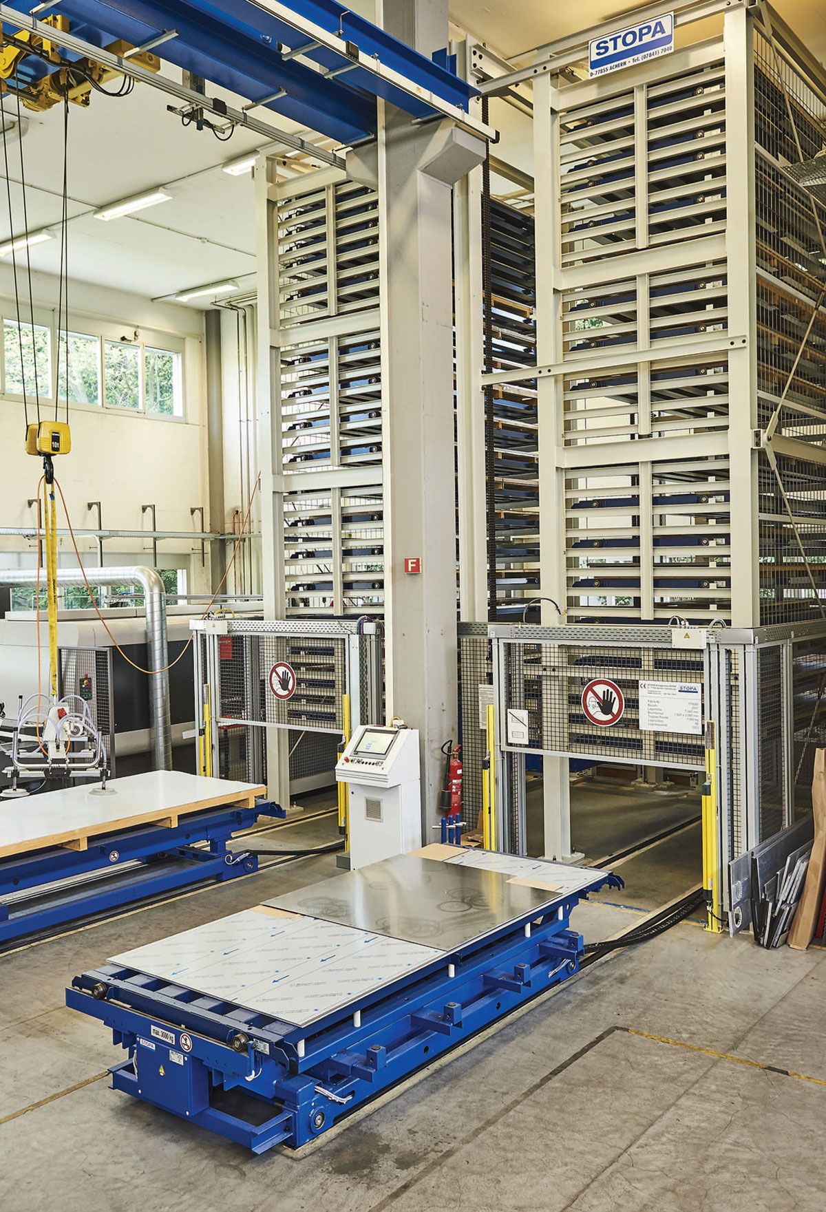 Picture: STOPA FLEX with transport carts