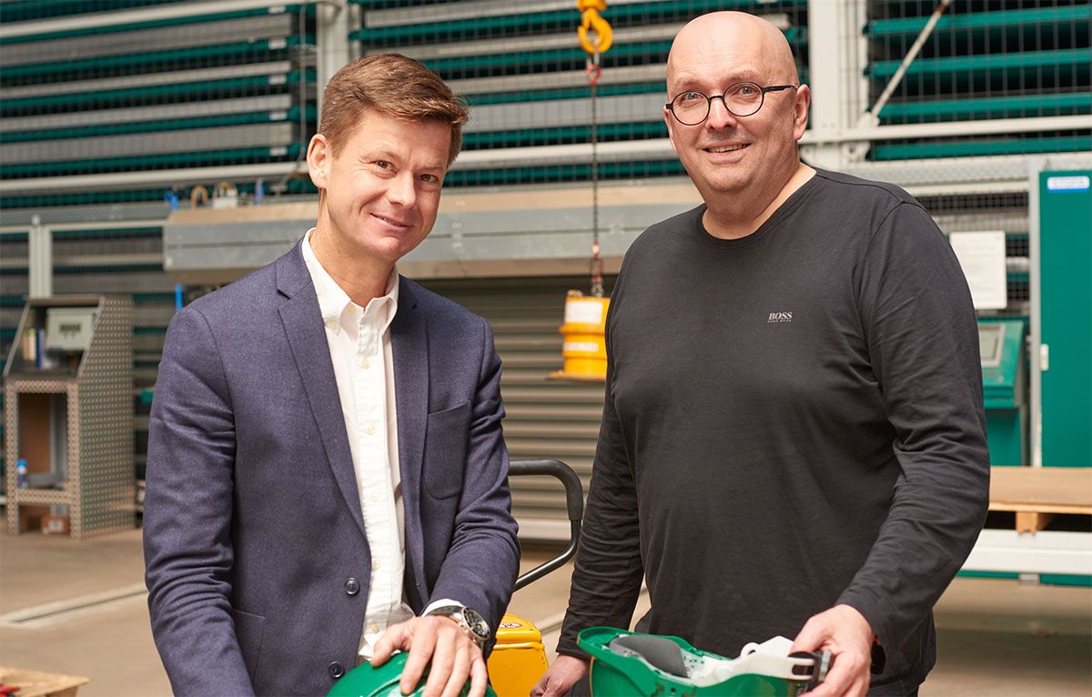 Bild: Dipl.-Betriebswirt Thomas Vilsmeier, Mitglied der Geschäftsführung von Eisen Schmitt (links), und Tapio Sutter, Niederlassungsleiter St. Ingbert bei Eisen Schmitt